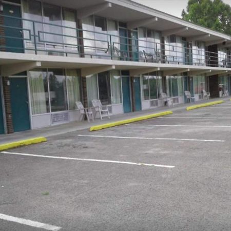 Oyo Hotel Whitely City Hwy 27 Ky Whitley City Екстер'єр фото